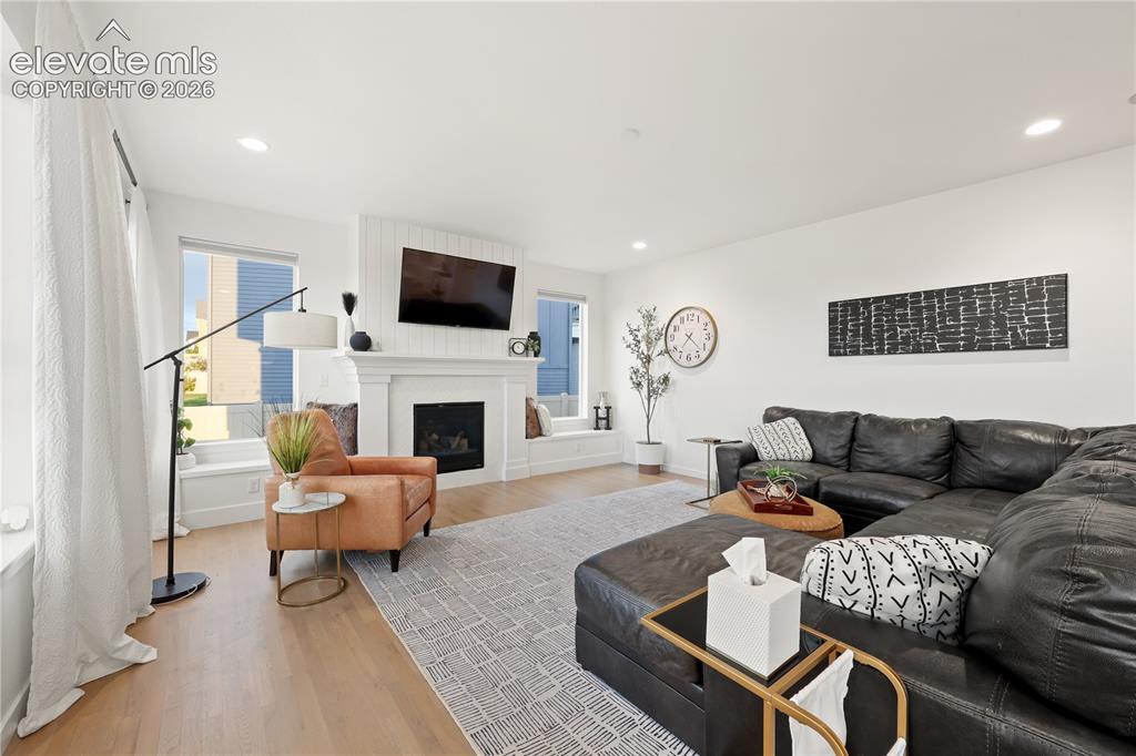 Image 12 of 44: Living Room