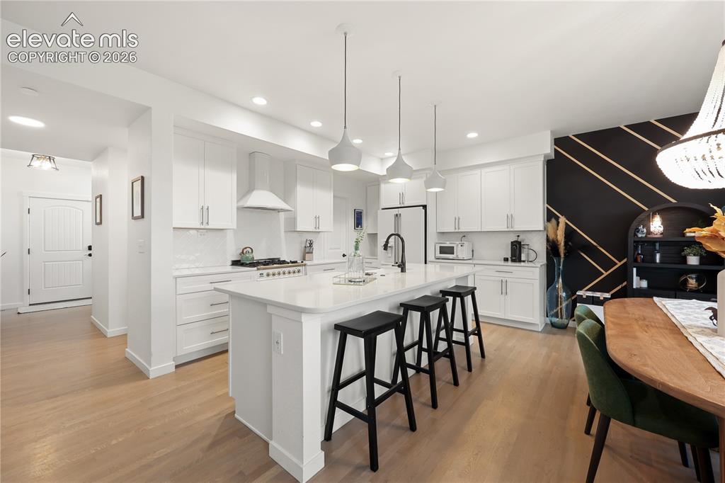 Image 8 of 44: Kitchen
