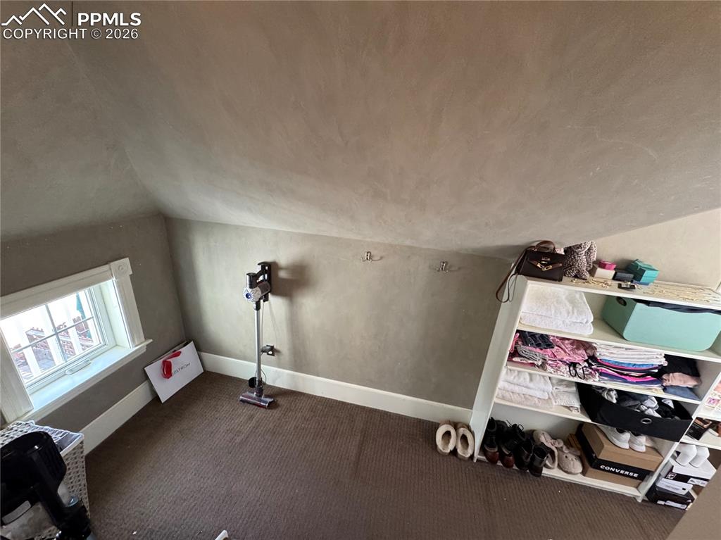 Image 18 of 28: Bonus Room