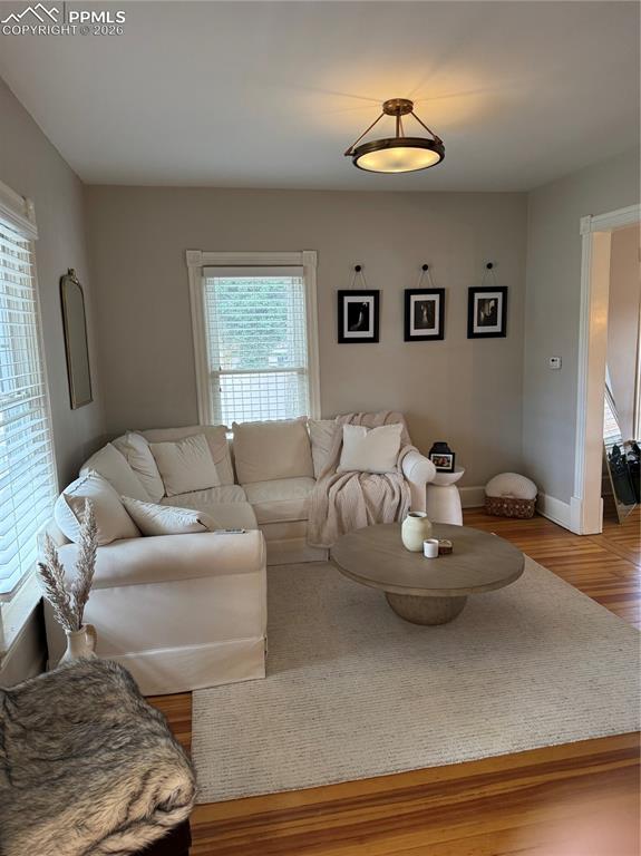 Image 2 of 28: Living Room