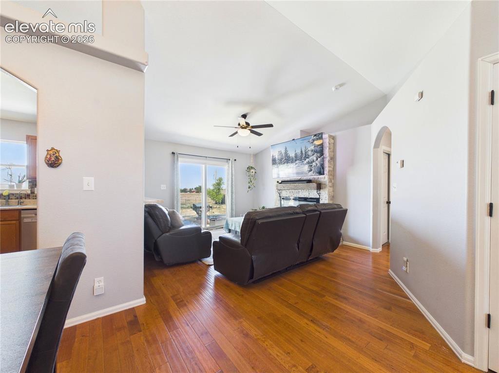 Image 17 of 48: Living Room