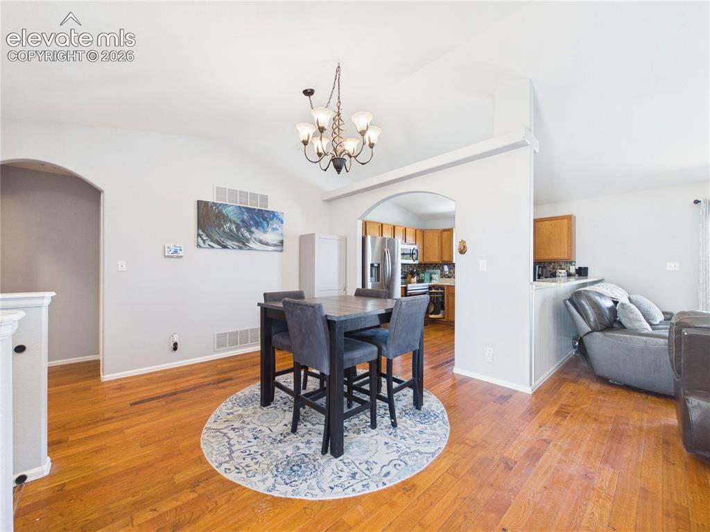 Image 7 of 48: Dining Area