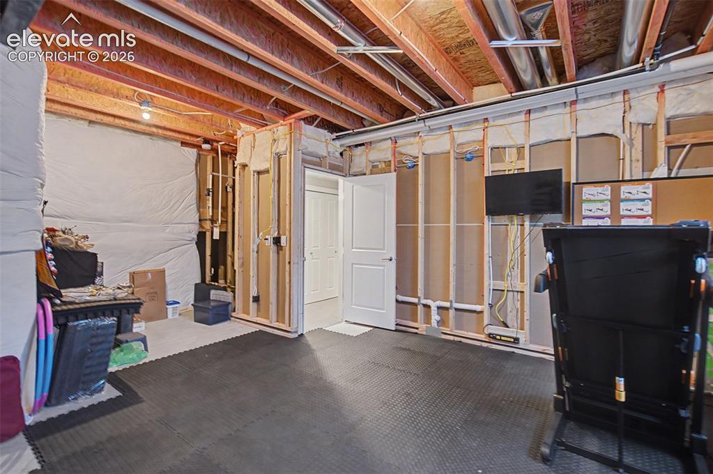Image 45 of 49: Bonus Room