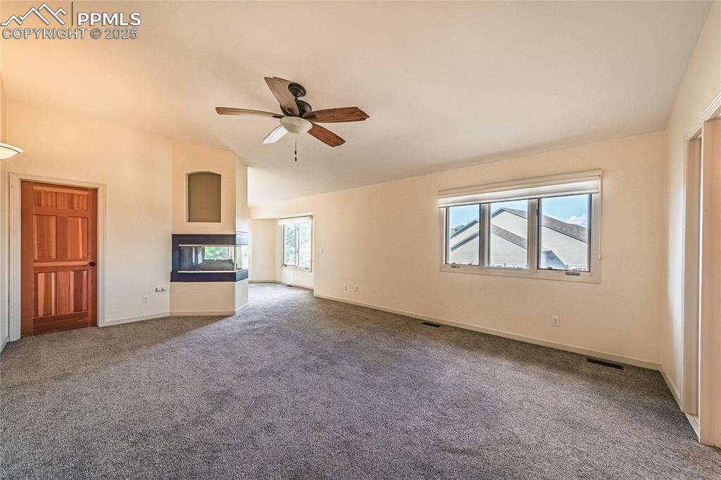 Image 28 of 45: Unfurnished