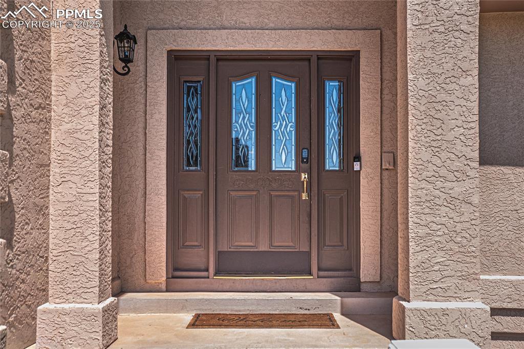 Image 3 of 45: Entry