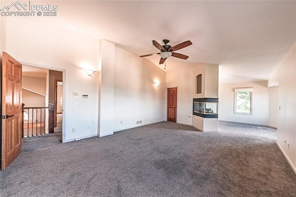 Image 30 of 45: Unfurnished