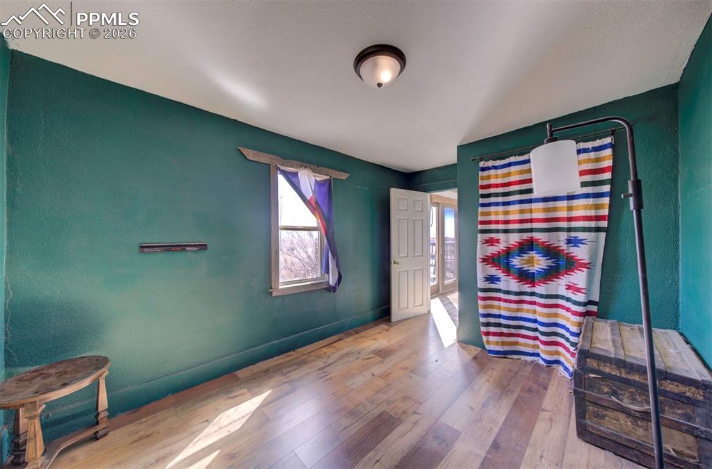 Image 27 of 47: Master Bedroom