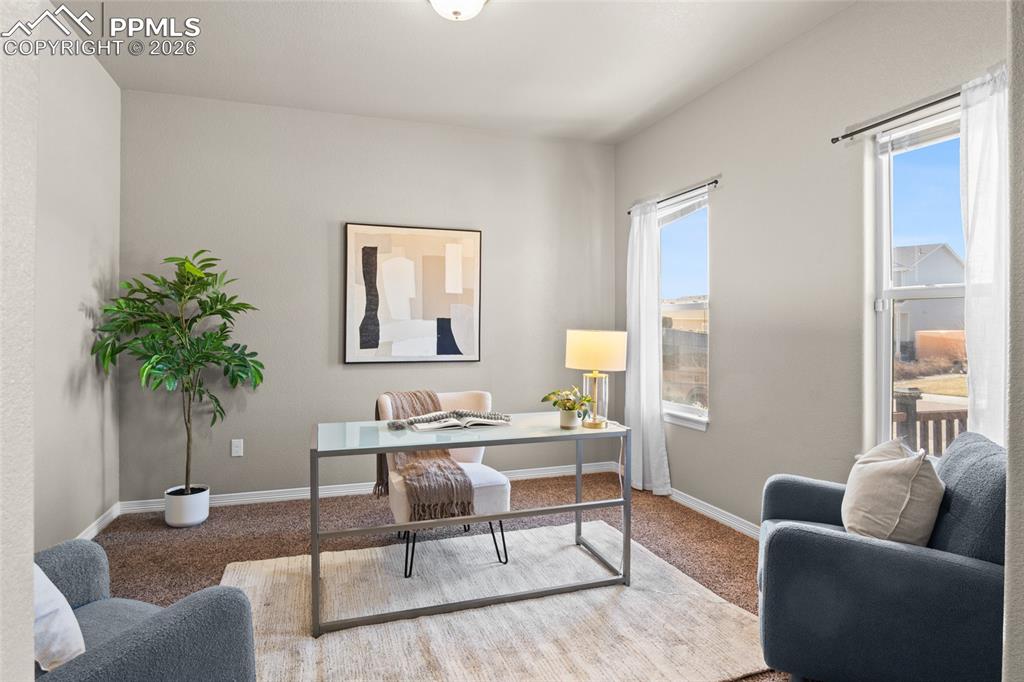 Image 3 of 33: Office