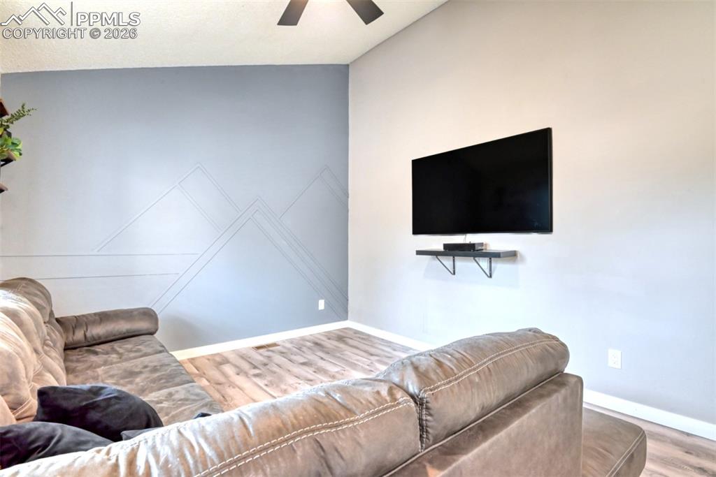 Image 7 of 46: Living Room