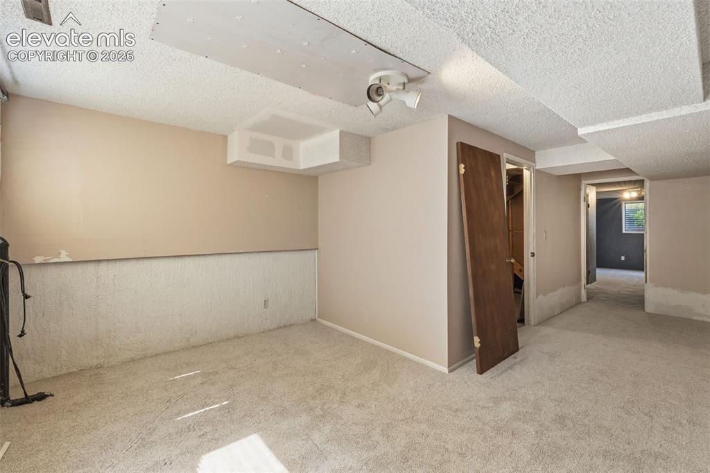 Image 22 of 27: Bonus Room