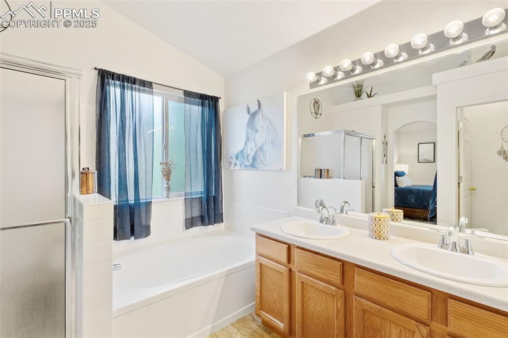 Image 26 of 47: Master Bathroom