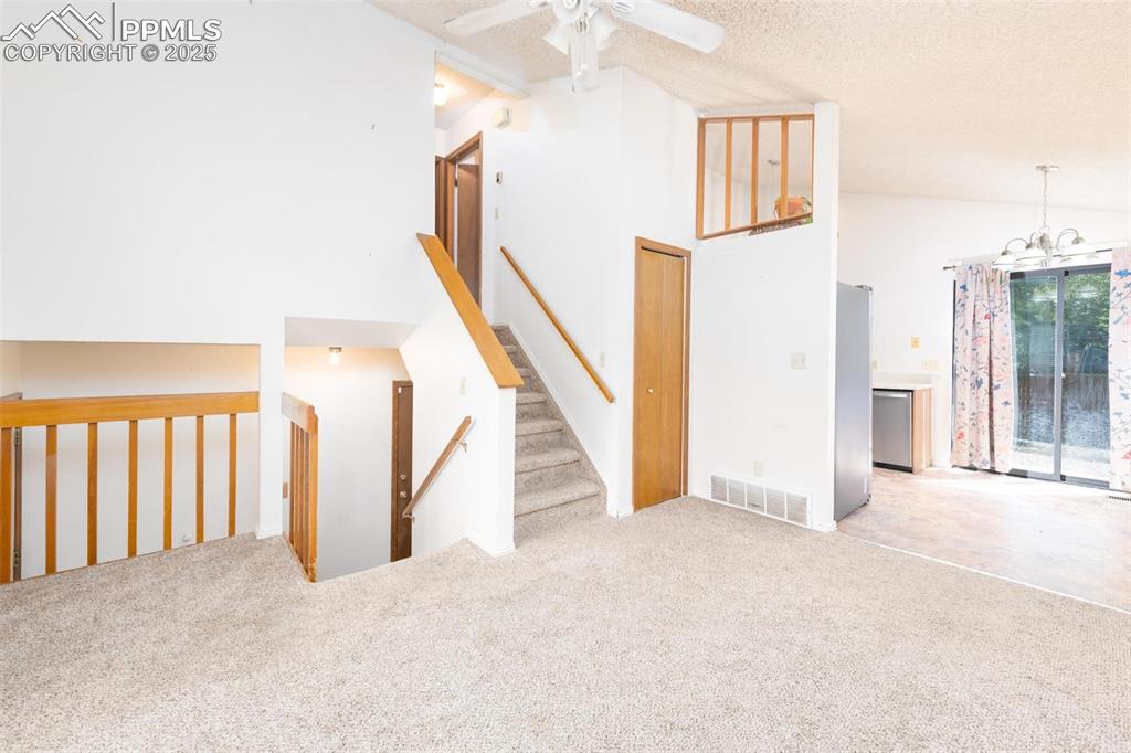 Image 8 of 25: Living Room
