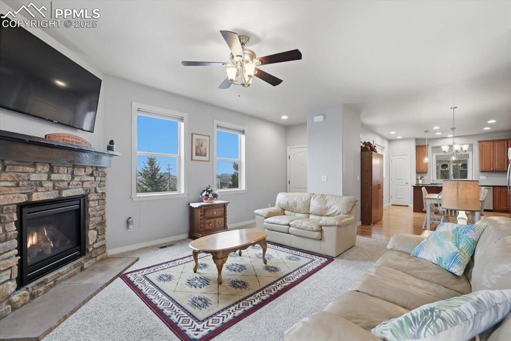 Image 8 of 30: Living Room