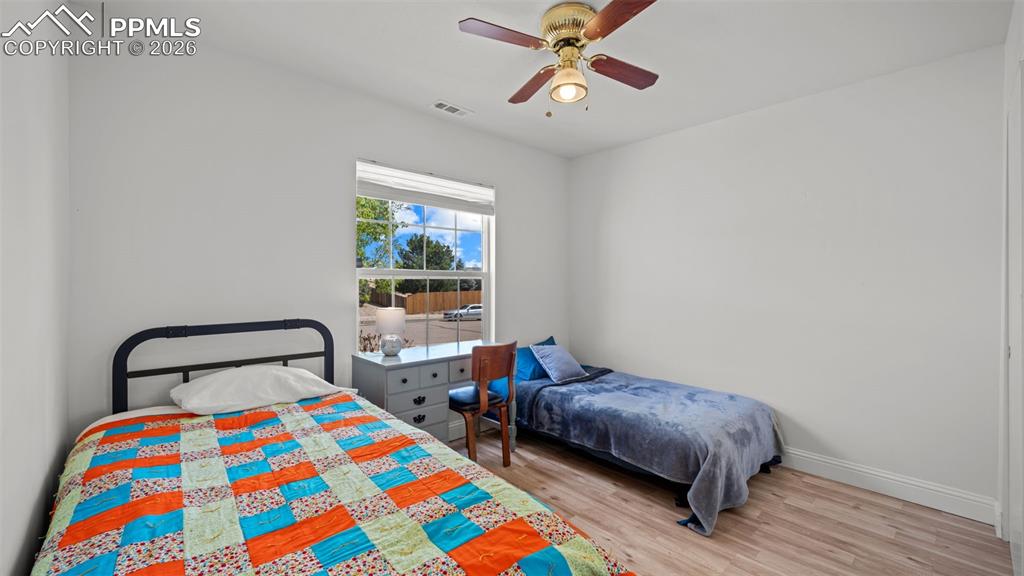 Image 13 of 37: Bedroom