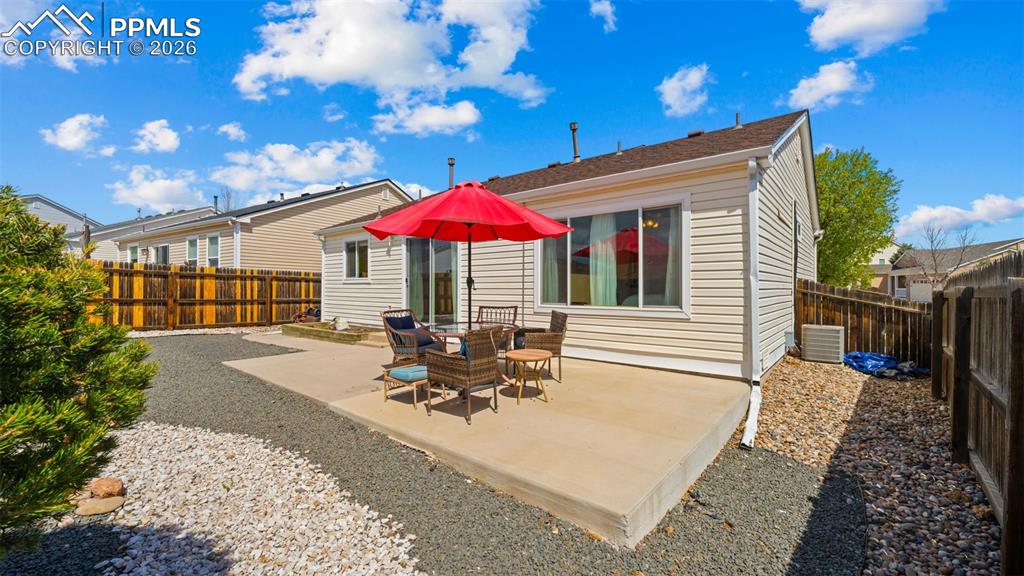 Image 24 of 37: Back of Structure