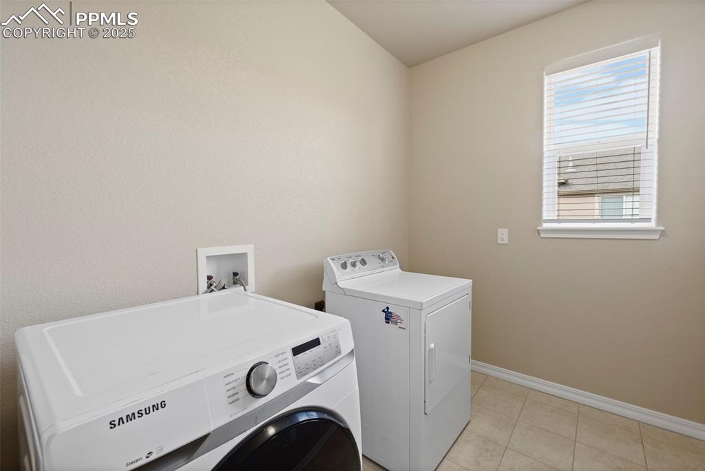 Image 17 of 48: Laundry