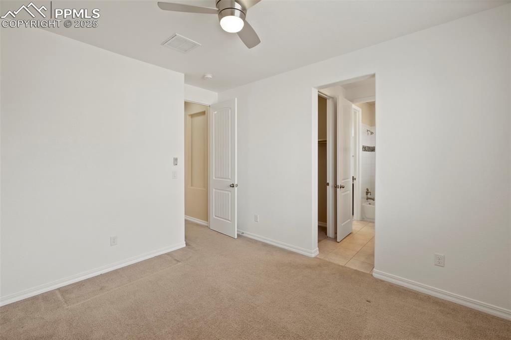 Image 20 of 48: Bedroom