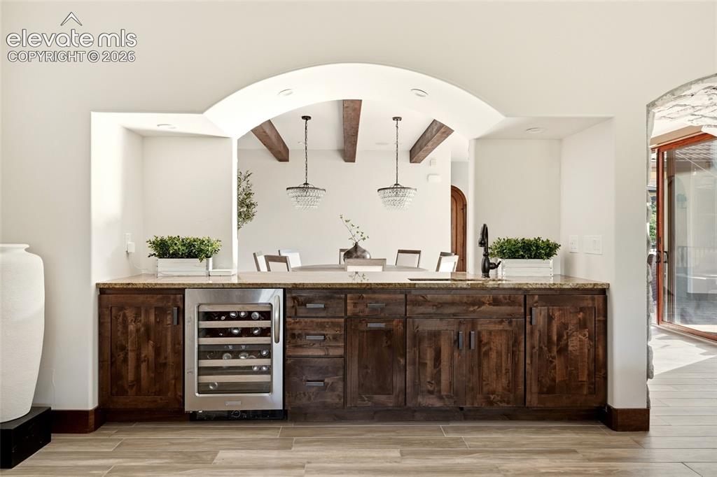Image 15 of 46: Bar