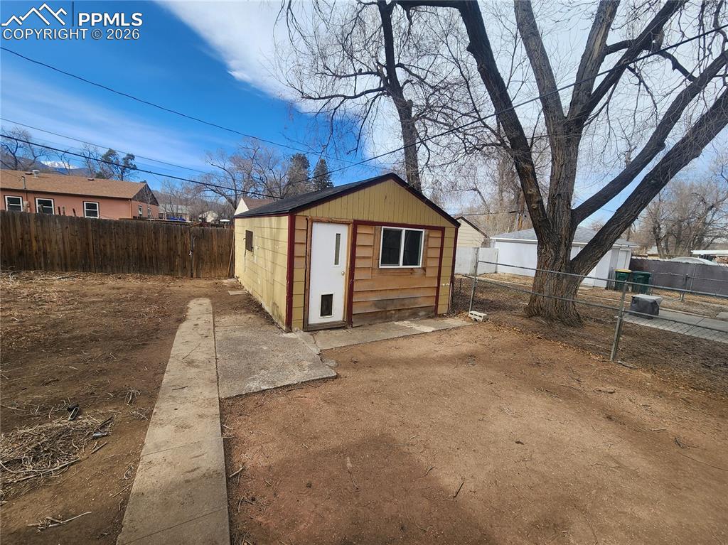 Image 12 of 16: Inside outbuilding