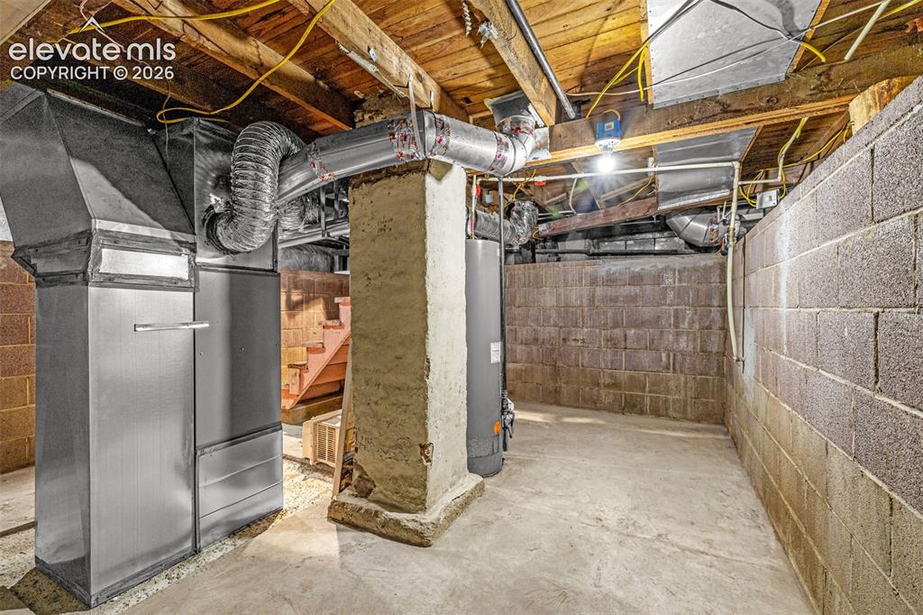 Image 21 of 25: Basement