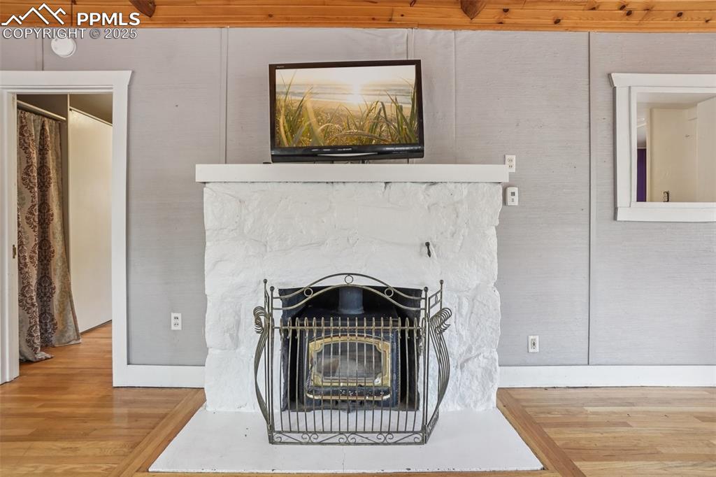 Image 11 of 43: Wood burning stove