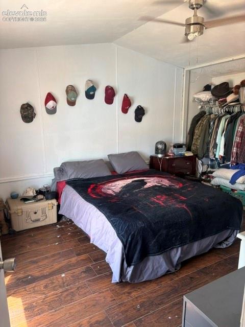 Image 15 of 15: Bedroom