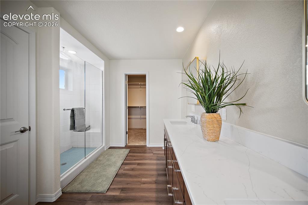 Image 22 of 49: Master Bathroom
