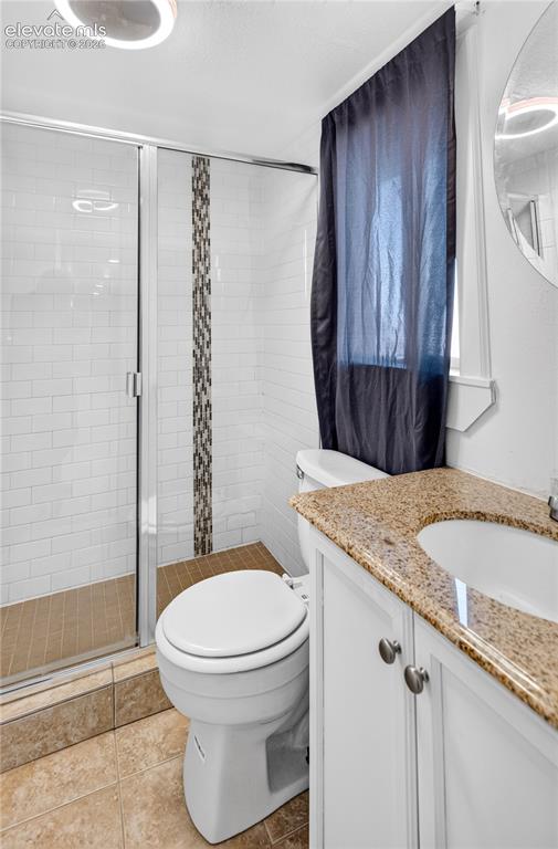 Image 31 of 44: Bathroom