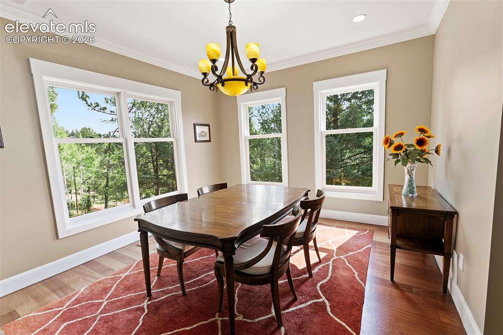 Image 14 of 43: Formal Dining