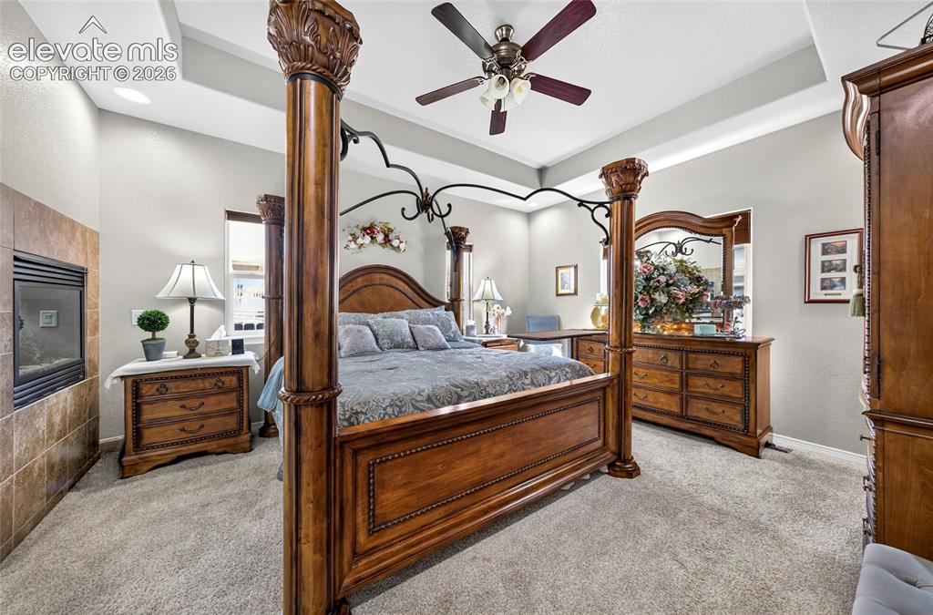 Image 11 of 30: Bedroom