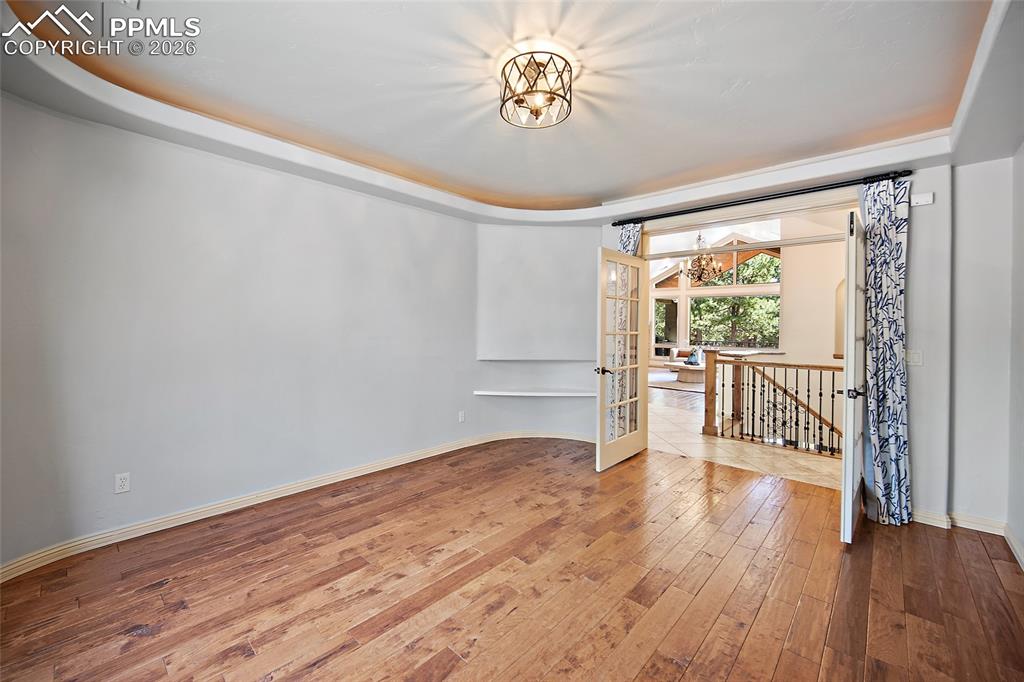 Image 18 of 47: Main level office, former owner used as formal dinning