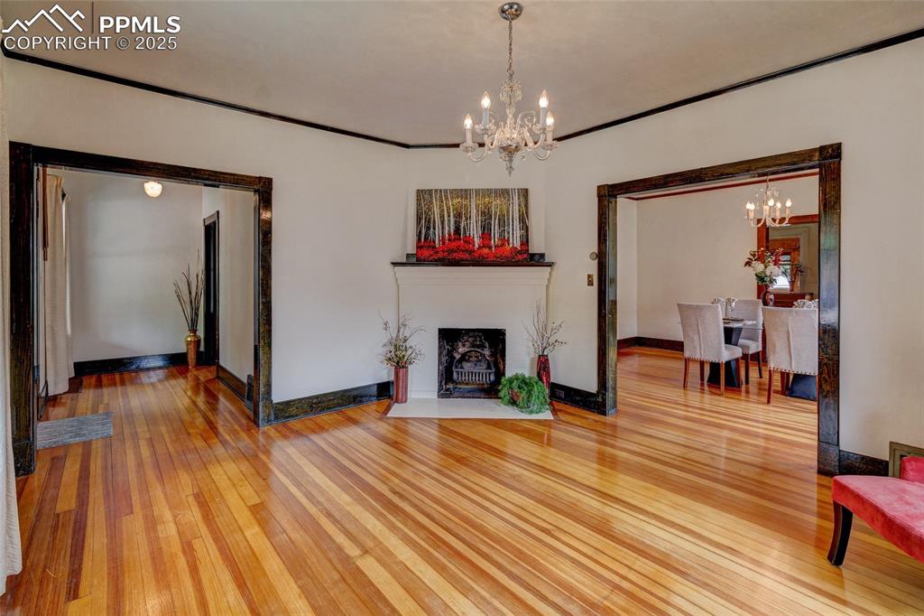 Image 10 of 37: Living Room