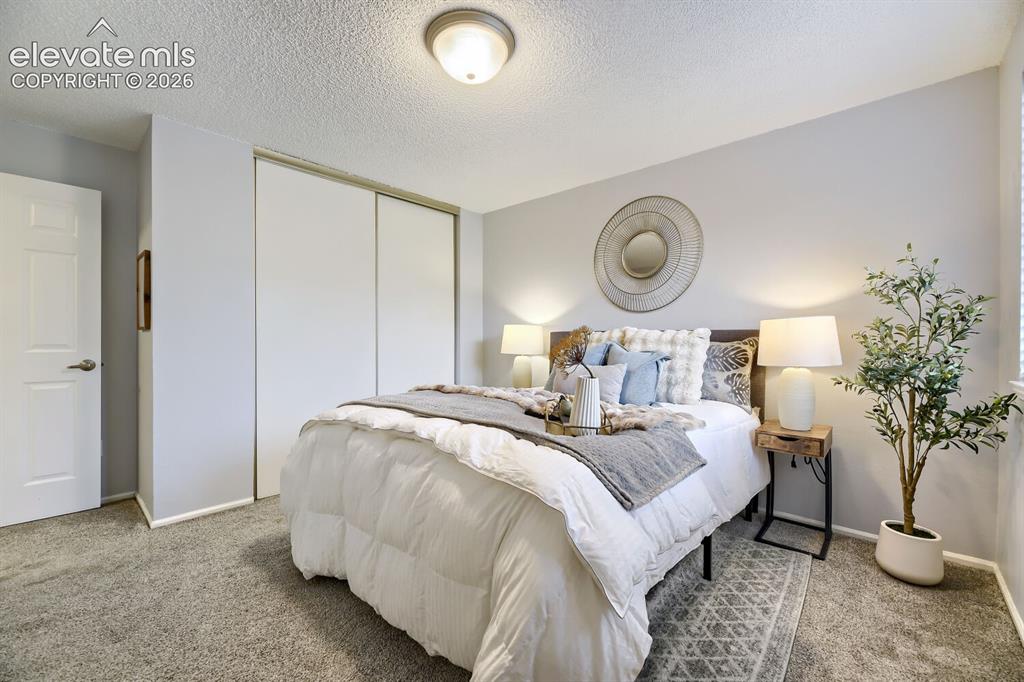 Image 10 of 29: Bedroom