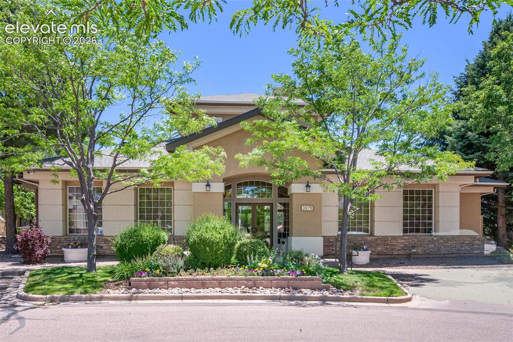 Image 33 of 43: Well maintained clubhouse with amenities!