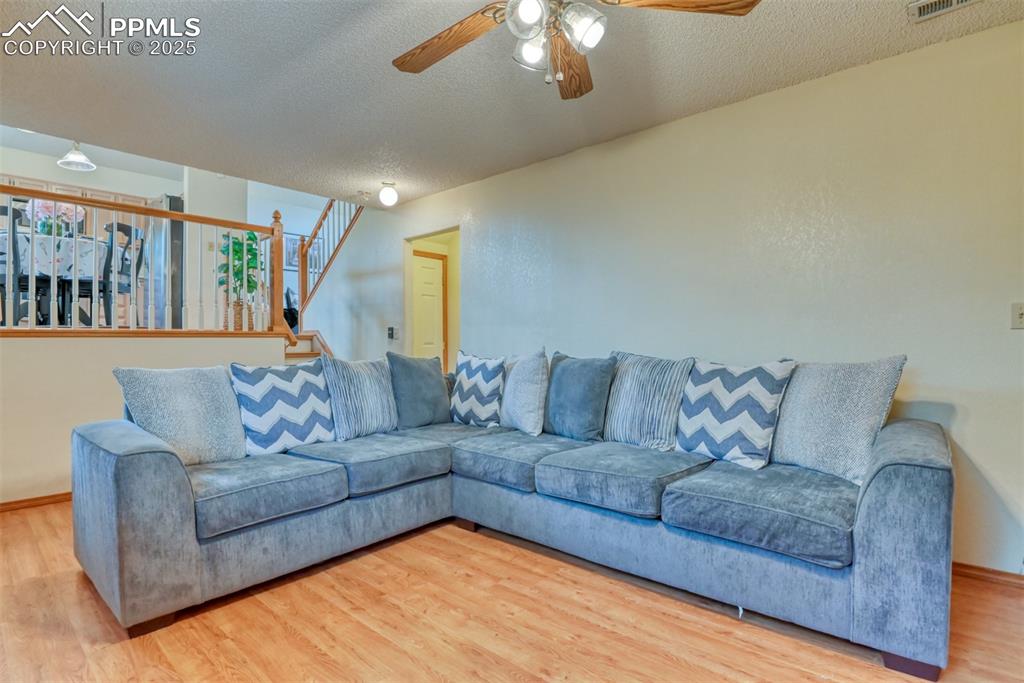 Image 16 of 43: Living Room