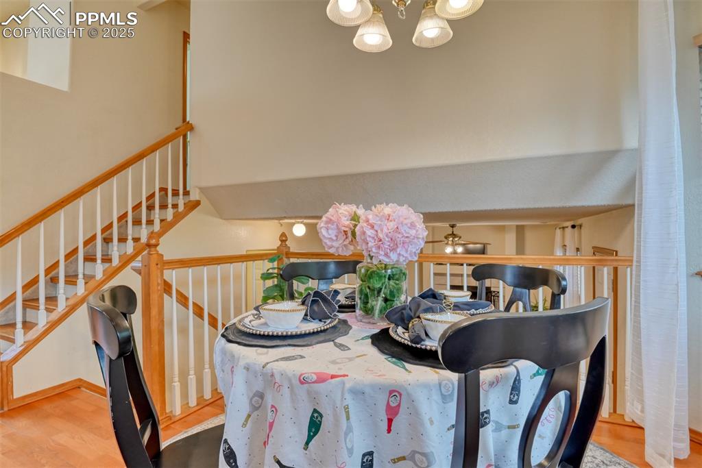 Image 9 of 43: Dining Area