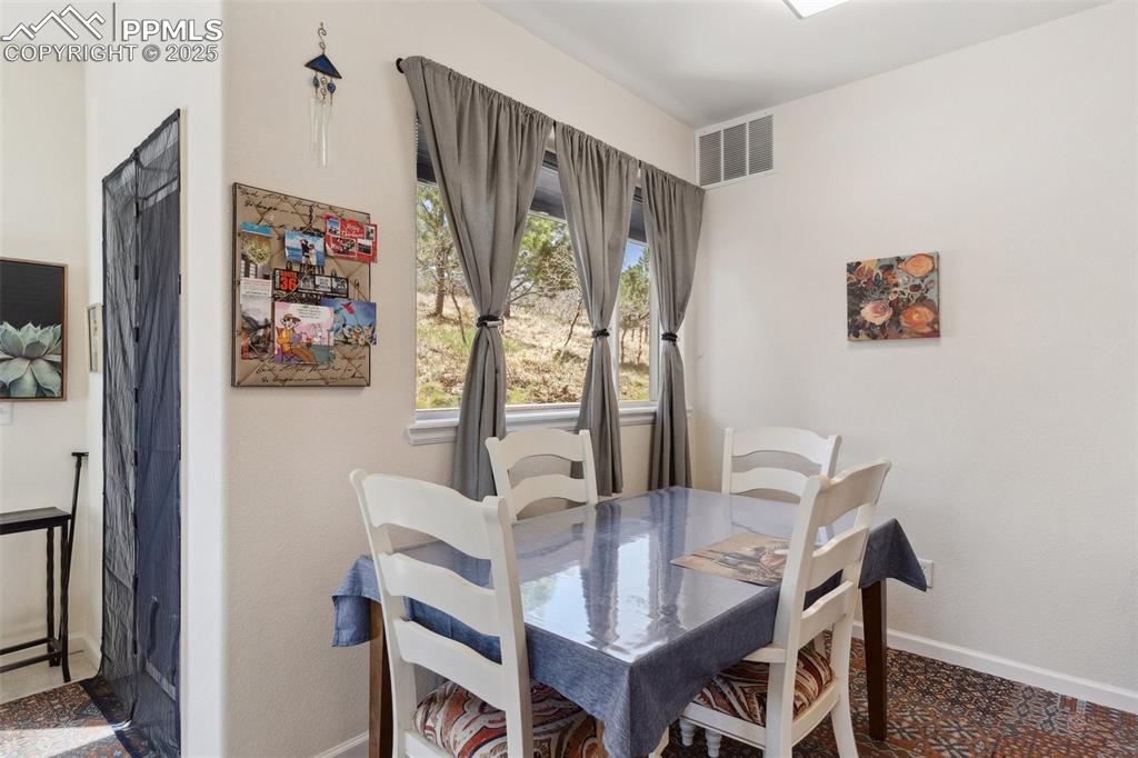 Image 10 of 44: Dining Area
