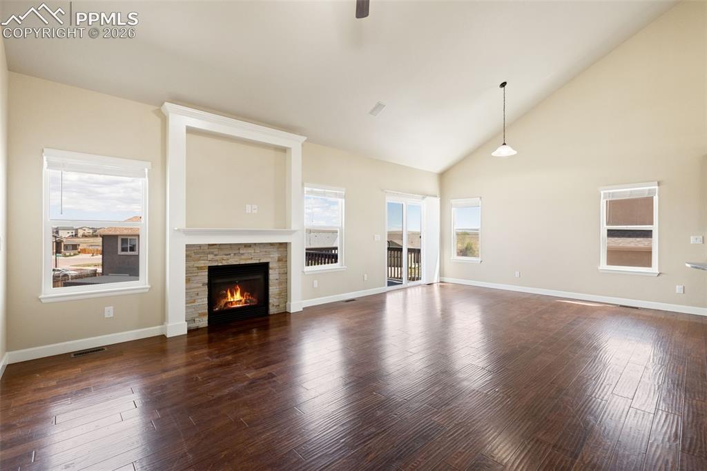 Image 12 of 49: Living Room