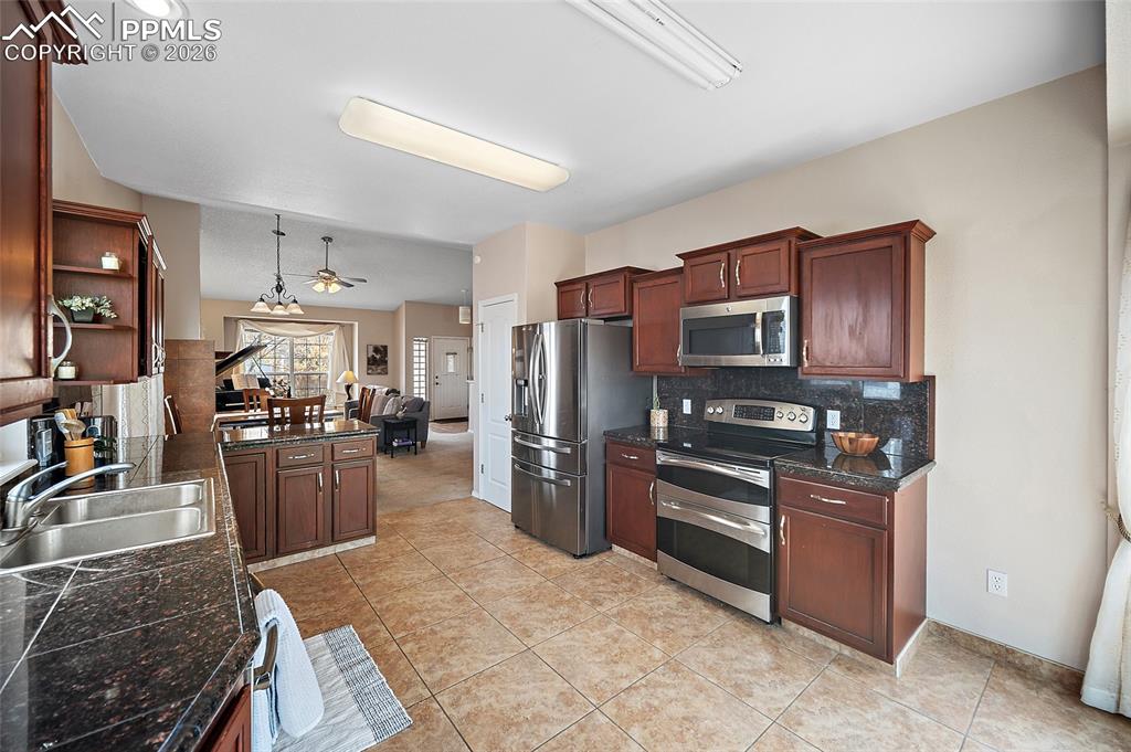 Image 12 of 47: Kitchen