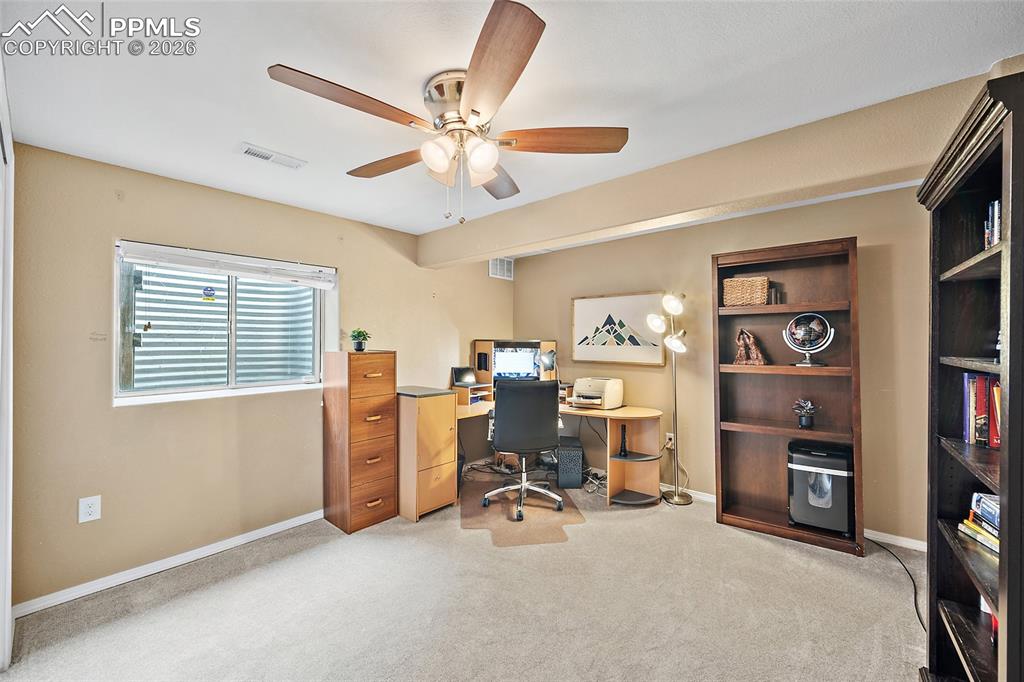 Image 37 of 47: Bedroom