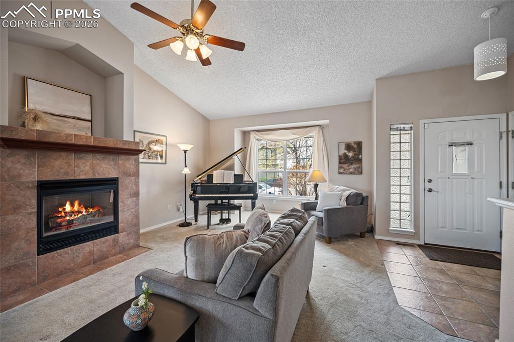 Image 7 of 47: Living Room