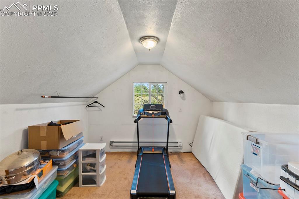 Image 30 of 40: Exercise Room