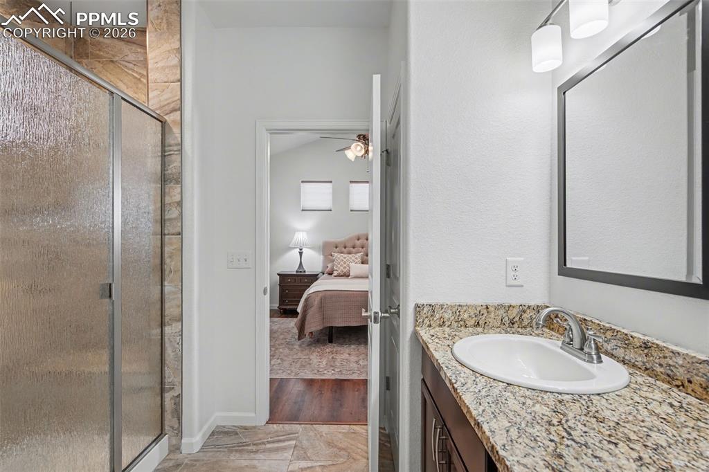 Image 12 of 26: Bathroom