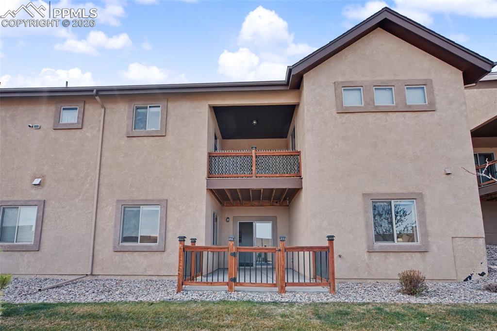 Image 24 of 26: Back of Structure