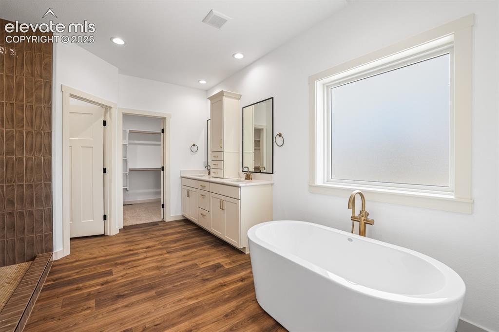 Image 18 of 48: Master Bathroom
