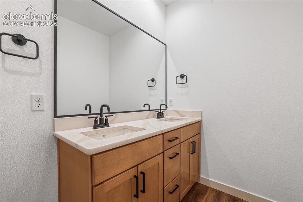 Image 36 of 48: Basement bath