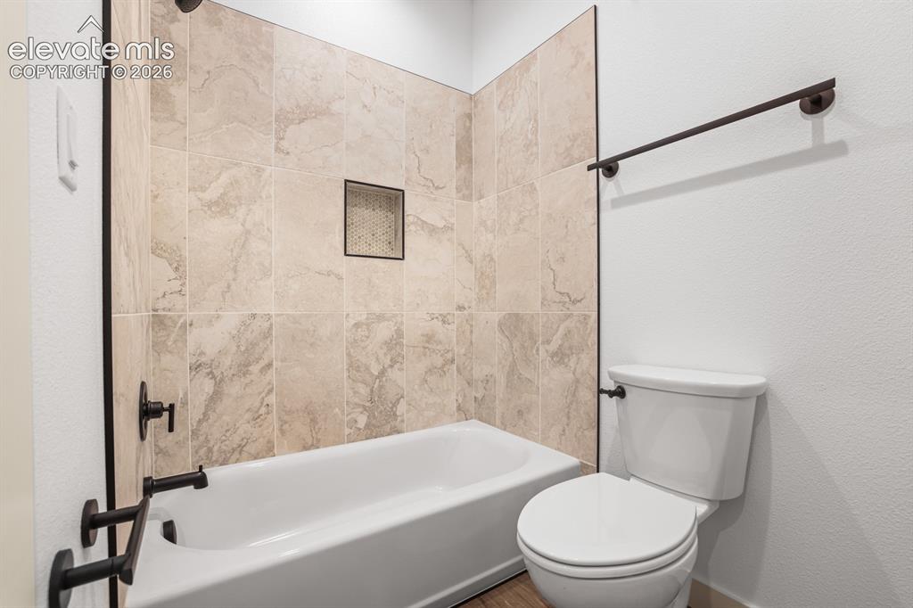 Image 37 of 48: Basement bath