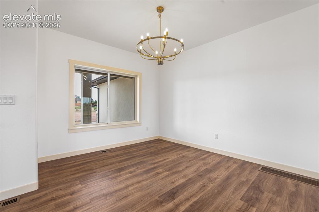 Image 8 of 48: Dining Room