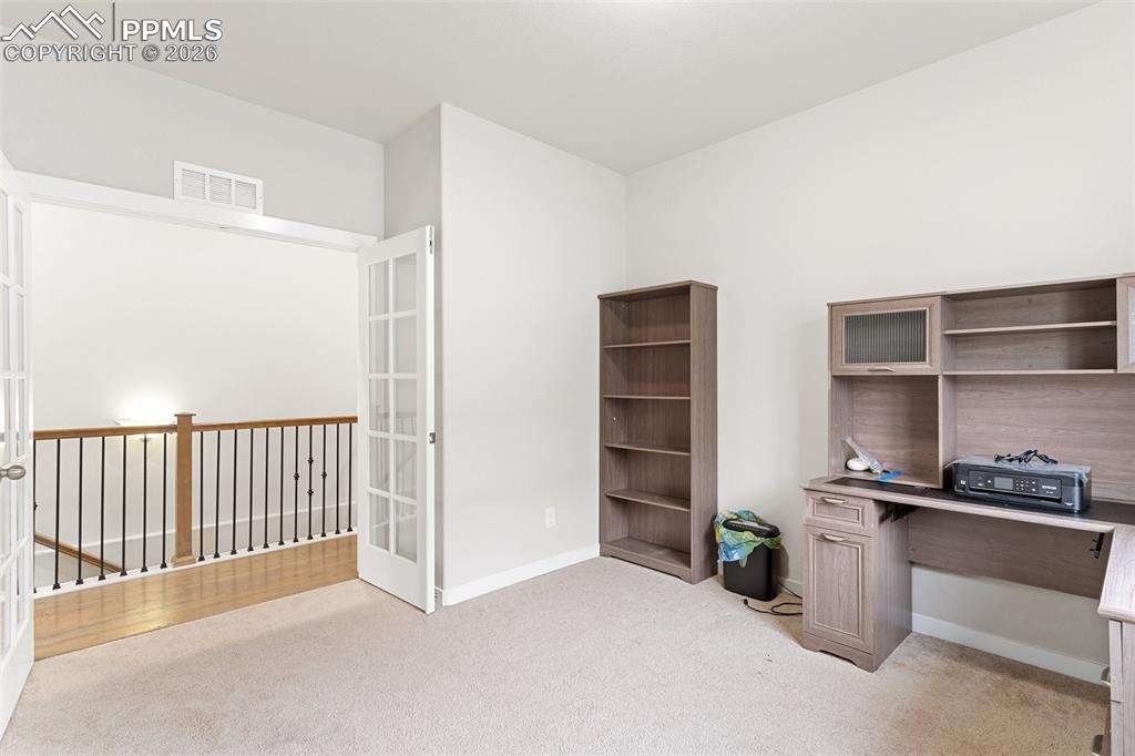 Image 13 of 30: Office