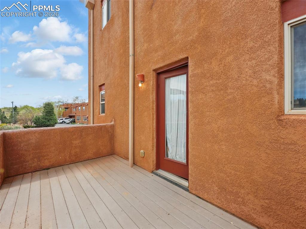 Image 10 of 41: Deck